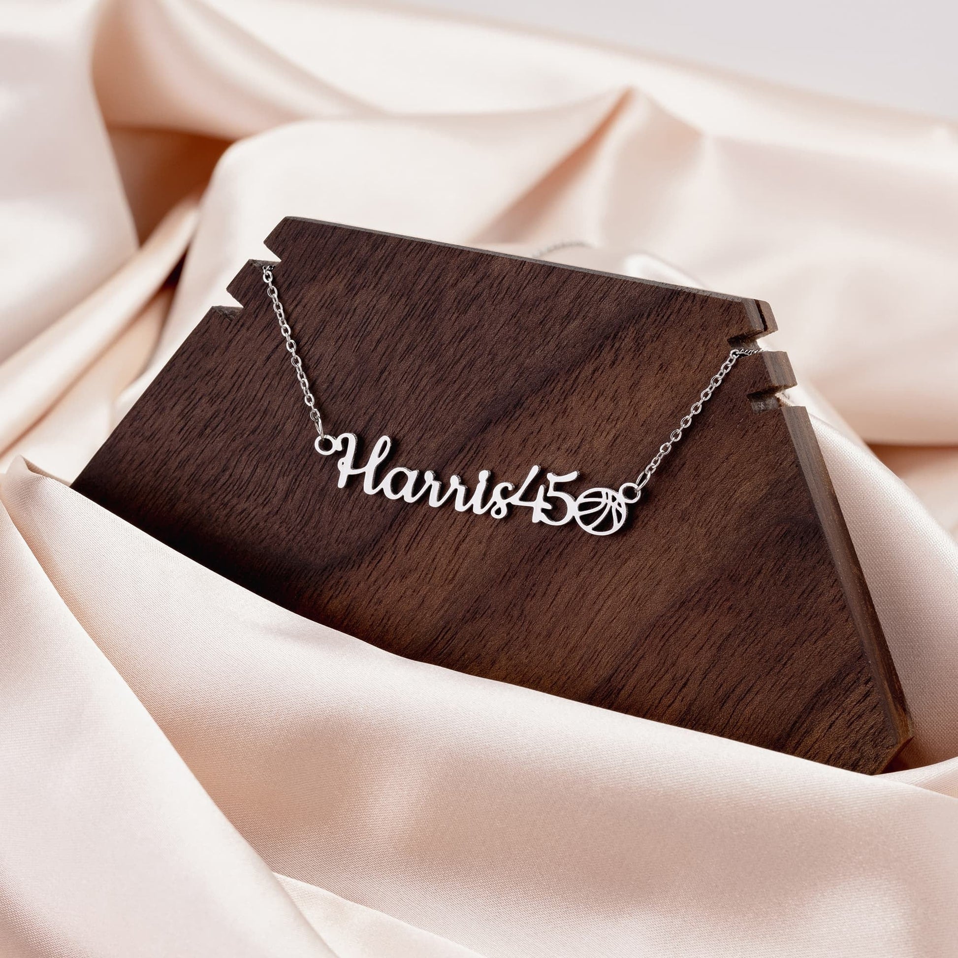 Personalized Sports Mom Necklace - Athlete's Gift Shop